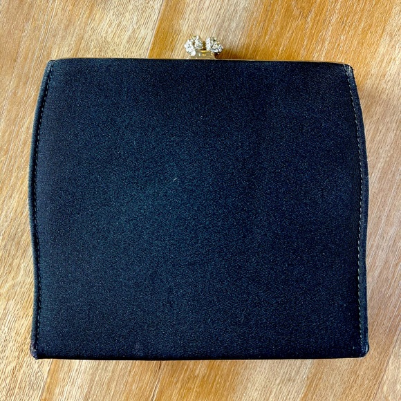 Handbags - Vintage Clutch